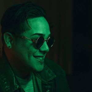 Meet your Posher, Jonathan